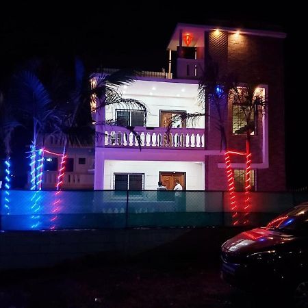 A2Zroomz Aarya Villa 4 Bhk Лонавала Екстериор снимка